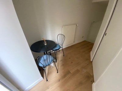 APPARTEMENT T3 - ST ETIENNE CENTRE VILLE - 151.2 m2 - LOUÉ