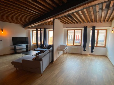 APPARTEMENT T3 A LOUER - ST ETIENNE CENTRE VILLE - 96.07 m2 - 840 € charges comprises par mois