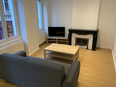 APPARTEMENT T3 A LOUER - ST ETIENNE CENTRE-VILLE - 69.57 m2 - 690€ charges comprises par mois