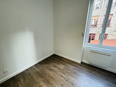 APPARTEMENT T3 - ST ETIENNE CENTRE VILLE - 77.25 m2 - LOUÉ