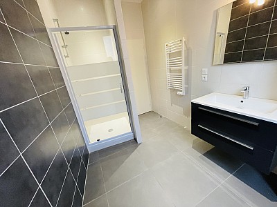 APPARTEMENT T3 - ST ETIENNE CENTRE VILLE - 77.25 m2 - LOUÉ