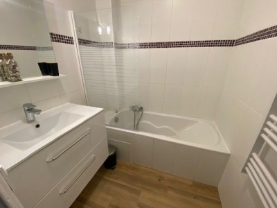 APPARTEMENT T3 A LOUER - ST ETIENNE CHATEAUCREUX/FOURNEYRON - 61.1 m2 - 690€ charges comprises par mois
