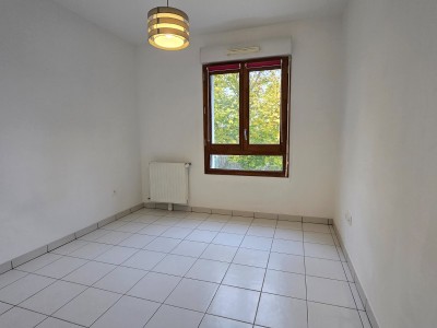Appartement avec terrasse A LOUER - ST ETIENNE CITE DU DESIGN - 70.47 m2 - 770€ charges comprises par mois