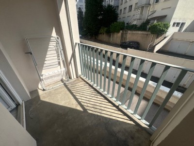 APPARTEMENT T3 A LOUER - ST ETIENNE COURS FAURIEL - 54.04 m2 - 650€ charges comprises par mois
