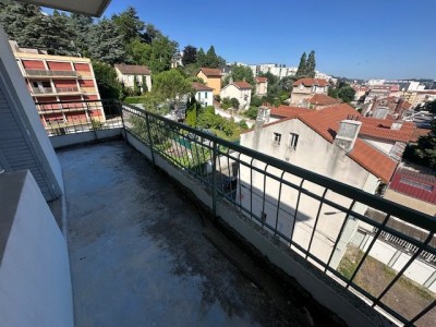 APPARTEMENT T3 A LOUER - ST ETIENNE Cours Fauriel - 91.53 m2 - 830€ charges comprises par mois