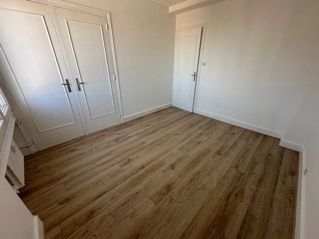 APPARTEMENT T3 - ST ETIENNE Cours Fauriel - 91.53 m2 - LOU&Eacute;
