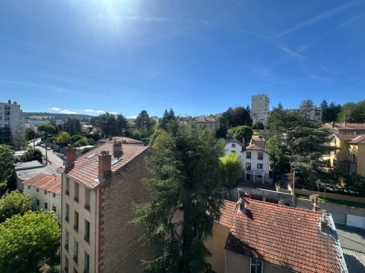 APPARTEMENT T3 A LOUER - ST ETIENNE COURS FAURIEL - 70.01 m2 - 830 € charges comprises par mois