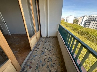 APPARTEMENT T3 A LOUER - ST ETIENNE COURS FAURIEL - 70.01 m2 - 830 € charges comprises par mois