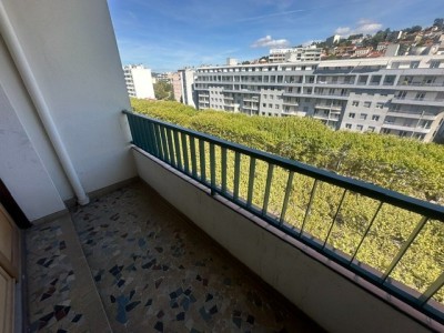 APPARTEMENT T3 A LOUER - ST ETIENNE COURS FAURIEL - 70.01 m2 - 830 € charges comprises par mois