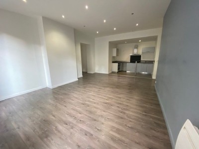 APPARTEMENT T3 - ST ETIENNE DORIAN/PEUPLE - 83.79 m2 - LOUÉ