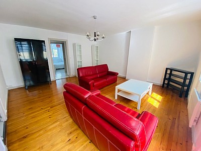 APPARTEMENT T3 - ST ETIENNE FACULTE   CENTRE DEUX - 86.2 m2 - LOUÉ