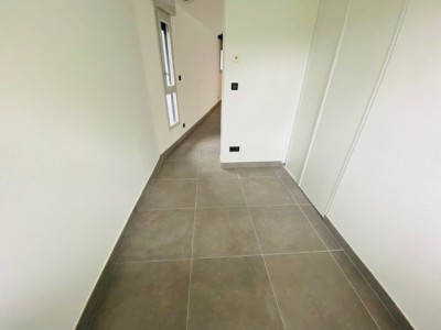 APPARTEMENT T3 - ST ETIENNE FAURIEL - 105.87 m2 - LOUÉ