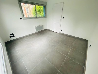 APPARTEMENT T3 - ST ETIENNE FAURIEL - 105.87 m2 - LOUÉ