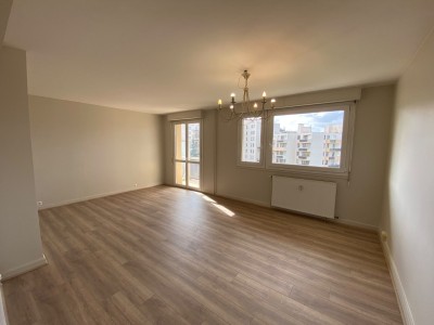 APPARTEMENT T3 A LOUER - ST ETIENNE FAURIEL - 66.57 m2 - 840 € charges comprises par mois