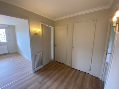 APPARTEMENT T3 A LOUER - ST ETIENNE FAURIEL - 66.57 m2 - 840 € charges comprises par mois
