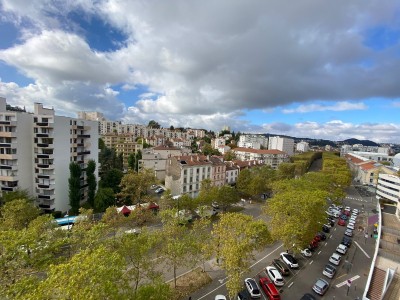 APPARTEMENT T3 A LOUER - ST ETIENNE FAURIEL - 66.57 m2 - 840 € charges comprises par mois