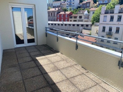 T3 en Duplex A LOUER - ST ETIENNE FAURIEL/ST ROCH - 81.08 m2 - 850�&euro; charges comprises par mois