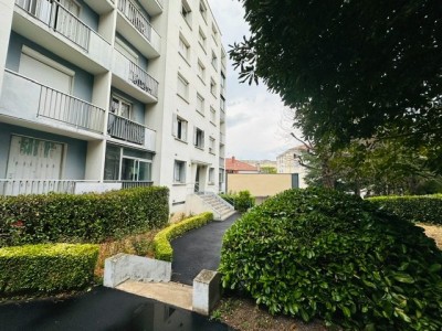 APPARTEMENT T3 A LOUER - ST ETIENNE FAURIEL/VIVARAIZE - 53.83 m2 - 515 € charges comprises par mois