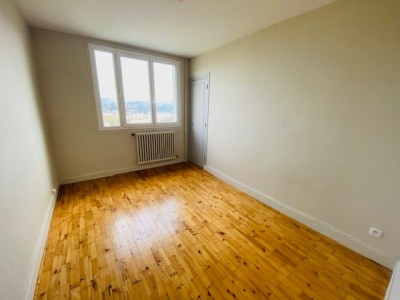 APPARTEMENT T3 A LOUER - ST ETIENNE GROUCHY - 54.05 m2 - 575 € charges comprises par mois