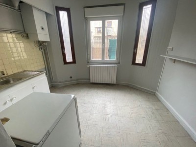 APPARTEMENT T3 A LOUER - ST ETIENNE HAUT DE JACQUARD - 60.73 m2 - 463€ charges comprises par mois