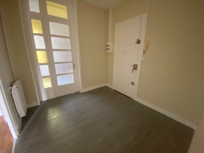 APPARTEMENT T3 A LOUER - ST ETIENNE HAUT DE JACQUARD - 60.73 m2 - 463€ charges comprises par mois