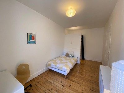 APPARTEMENT T3 A LOUER - ST ETIENNE HOTEL DE VILLE/JEAN JAURES - 47.86 m2 - 560 € charges comprises par mois