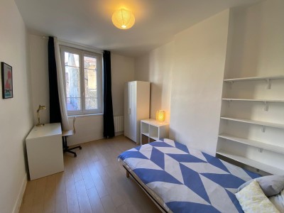 APPARTEMENT T3 A LOUER - ST ETIENNE HOTEL DE VILLE/JEAN JAURES - 47.86 m2 - 560 € charges comprises par mois