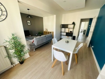 3 Pièces Meublé A LOUER - ST ETIENNE JEAN JAURES/JACQUARD - 85.35 m2 - 820 &euro; charges comprises par mois