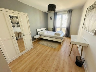 3 Pièces Meublé A LOUER - ST ETIENNE JEAN JAURES/JACQUARD - 85.35 m2 - 820 &euro; charges comprises par mois