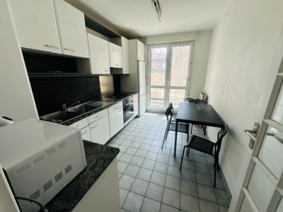 3 Pièces Meublé A LOUER - ST ETIENNE JEAN JAURES/JACQUARD - 85.35 m2 - 820 &euro; charges comprises par mois
