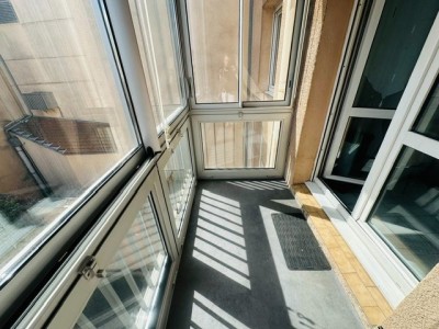 3 Pièces Meublé A LOUER - ST ETIENNE JEAN JAURES/JACQUARD - 85.35 m2 - 820 &euro; charges comprises par mois