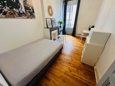 APPARTEMENT T3 A LOUER - ST ETIENNE JEAN JAURES - 73.16 m2 - 725 € charges comprises par mois