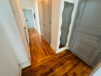 APPARTEMENT T3 A LOUER - ST ETIENNE JEAN JAURES - 73.16 m2 - 725 € charges comprises par mois