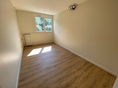 APPARTEMENT T3 - ST ETIENNE LA METARE - 66.32 m2 - LOUÉ