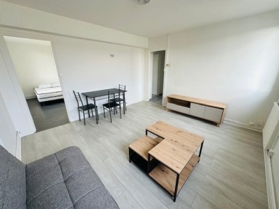 T3 MEUBLE A LOUER - ST ETIENNE MONTPLAISIR/HPL - 52.59 m2 - 550€ charges comprises par mois