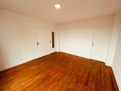 APPARTEMENT T3 - ST ETIENNE MONTPLAISIR - 57.19 m2 - LOUÉ