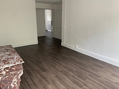 APPARTEMENT T3 A LOUER - ST ETIENNE Place Carnot - 78.2 m2 - 542�&euro; charges comprises par mois