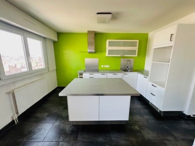 APPARTEMENT T3 A LOUER - ST ETIENNE PLAINE ACHILLE/CHATEAUCREUX - 63.74 m2 - 700 € charges comprises par mois