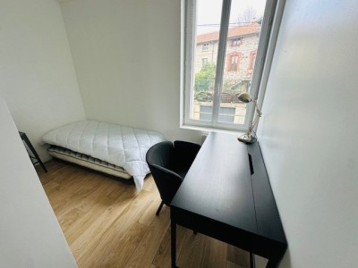 Mignon T3 Meublé A LOUER - ST ETIENNE QUARTIER FAURIEL/VIVARAIZE - 51.55 m2 - 680 € charges comprises par mois