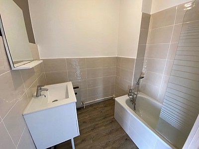APPARTEMENT T3 A LOUER - ST ETIENNE QUARTIER TARDY - 49.29 m2 - 395€ charges comprises par mois