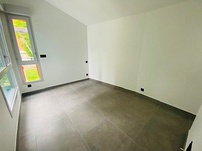 T3 en Duplex ave Terrasse A LOUER - ST ETIENNE ROND POINT/FAURIEL - 105.87 m2 - 990 € charges comprises par mois