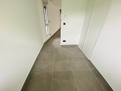 T3 en Duplex ave Terrasse A LOUER - ST ETIENNE ROND POINT/FAURIEL - 105.87 m2 - 990 € charges comprises par mois