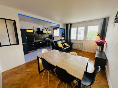 APPARTEMENT T3 A LOUER - ST ETIENNE ROND POINT/FAURIEL - 58.42 m2 - 730 € charges comprises par mois