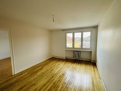 APPARTEMENT T3 - ST ETIENNE SUD - 54.79 m2 - LOUÉ