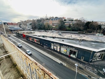 APPARTEMENT T3 A LOUER - ST ETIENNE URSULES/PEUPLE - 75.08 m2 - 645�&euro; charges comprises par mois