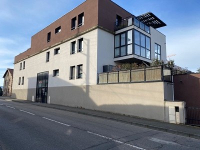APPARTEMENT T3 A LOUER - ST JUST ST RAMBERT - 80.02 m2 - 1010€ charges comprises par mois