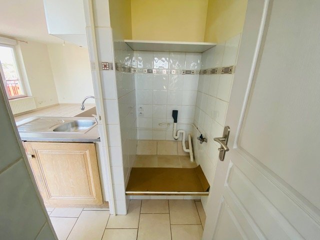 En Duplex - ST PRIEST EN JAREZ Centre Lerclerc/Terrasse - 60.83 m2 - LOU&Eacute;