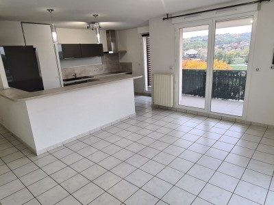 APPARTEMENT T3 A LOUER - ST PRIEST EN JAREZ LA TERRASSE/MUSEE D ART MODERNE - 67.6 m2 - 856 € charges comprises par mois
