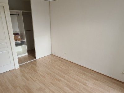 APPARTEMENT T3 A LOUER - ST PRIEST EN JAREZ LA TERRASSE/MUSEE D ART MODERNE - 67.6 m2 - 856 € charges comprises par mois