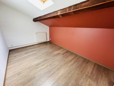 En Duplex A LOUER - VILLARS Centre Villars - 60.76 m2 - 615€ charges comprises par mois